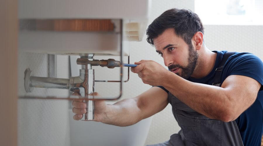 Professional sink repair services in Huntingburg, IN